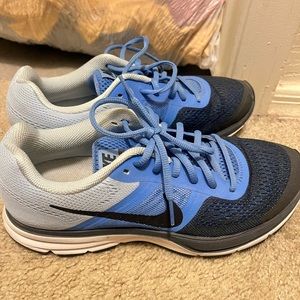 nike womens sneakers blue